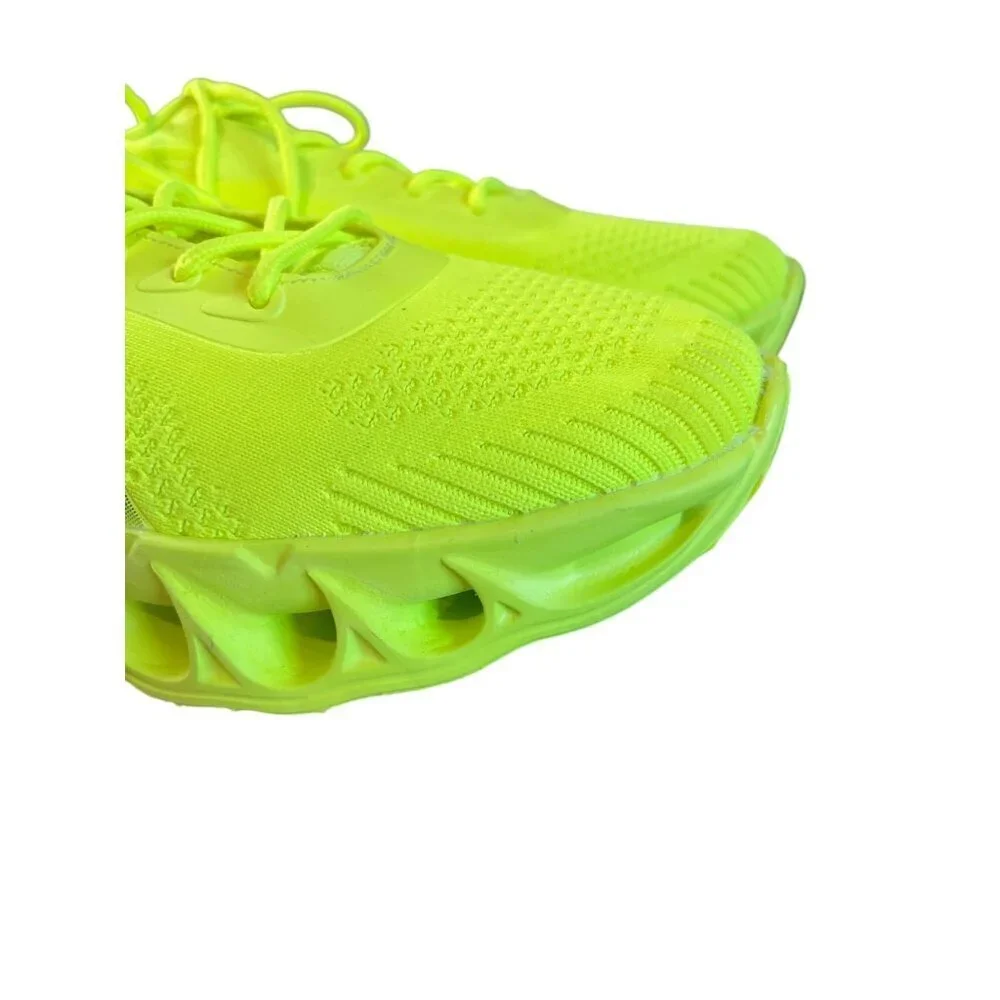 Retro‎ Neon Running Sneaker Active Sporty Fire Cloud 45 Lace Up Retro Funky Bold